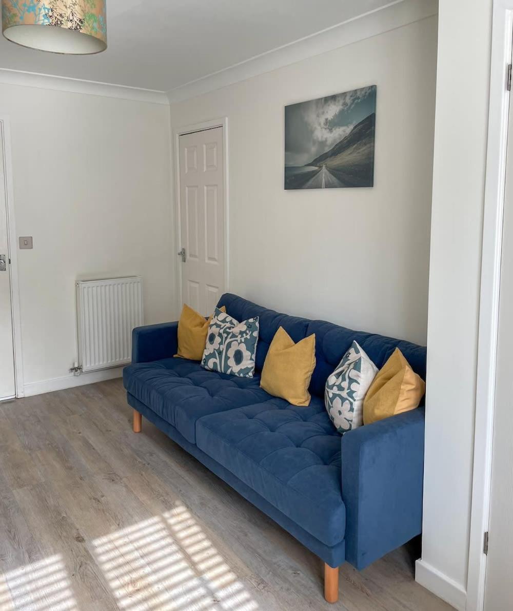 Comfortable Home W Private Parking Charlestown Charlestown  Exteriör bild